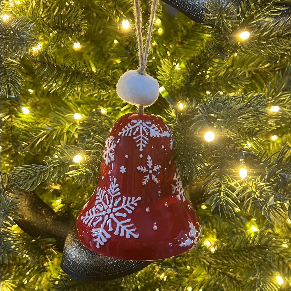 NWT PLACE & TIME Ceramic Bell Ornament
